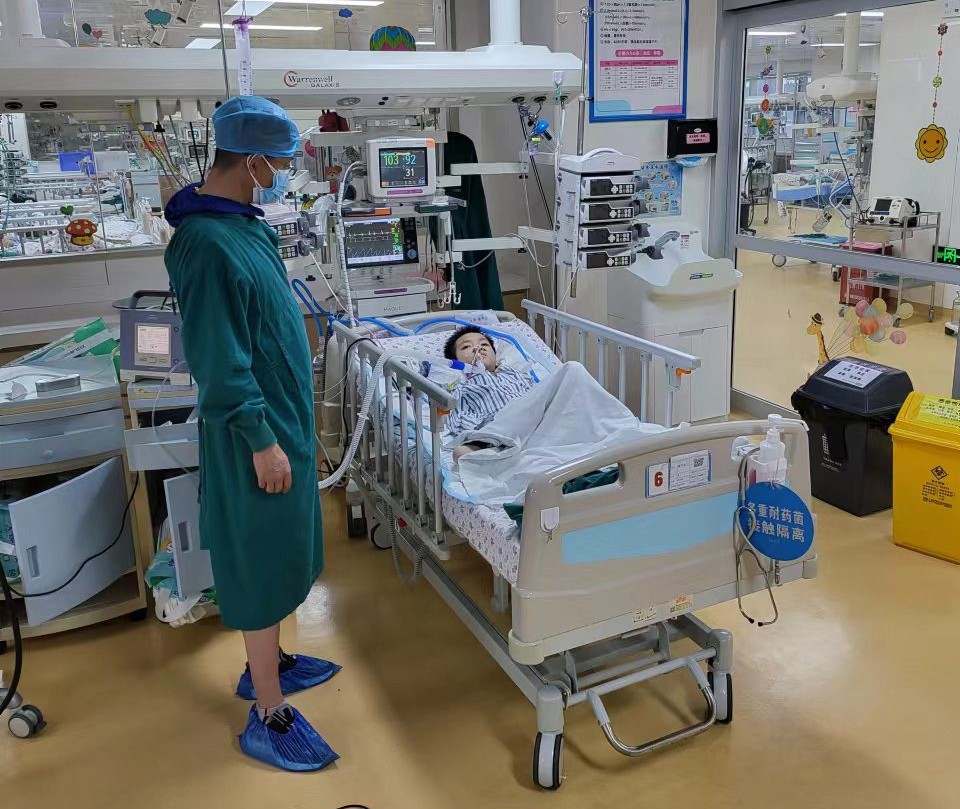 高平县跨省救护车出租公司